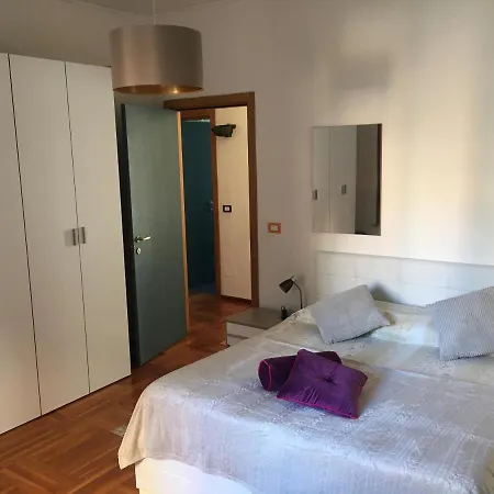 Maison De Amelie Lägenhet *